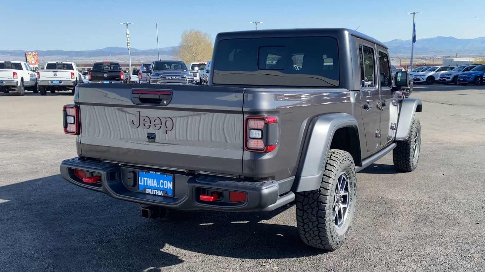 Thumbnail: 2025 Jeep Gladiator - 8
