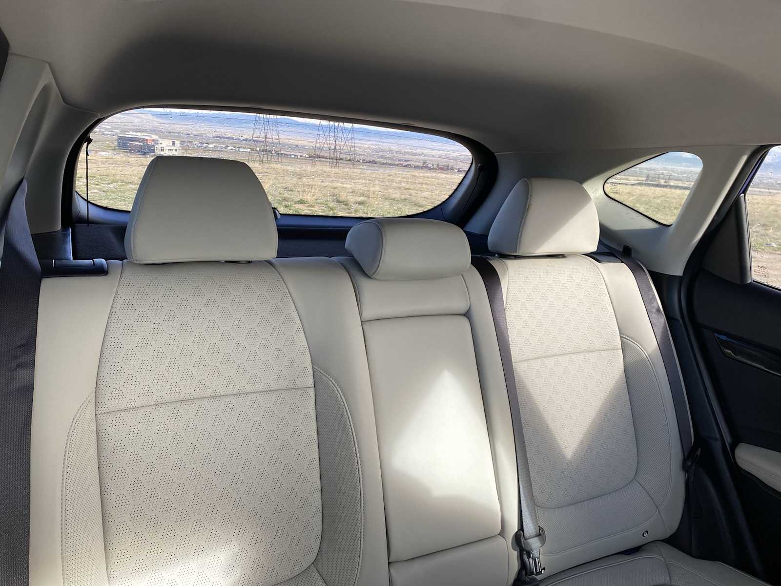 Thumbnail: 2023 Kia Seltos - 34