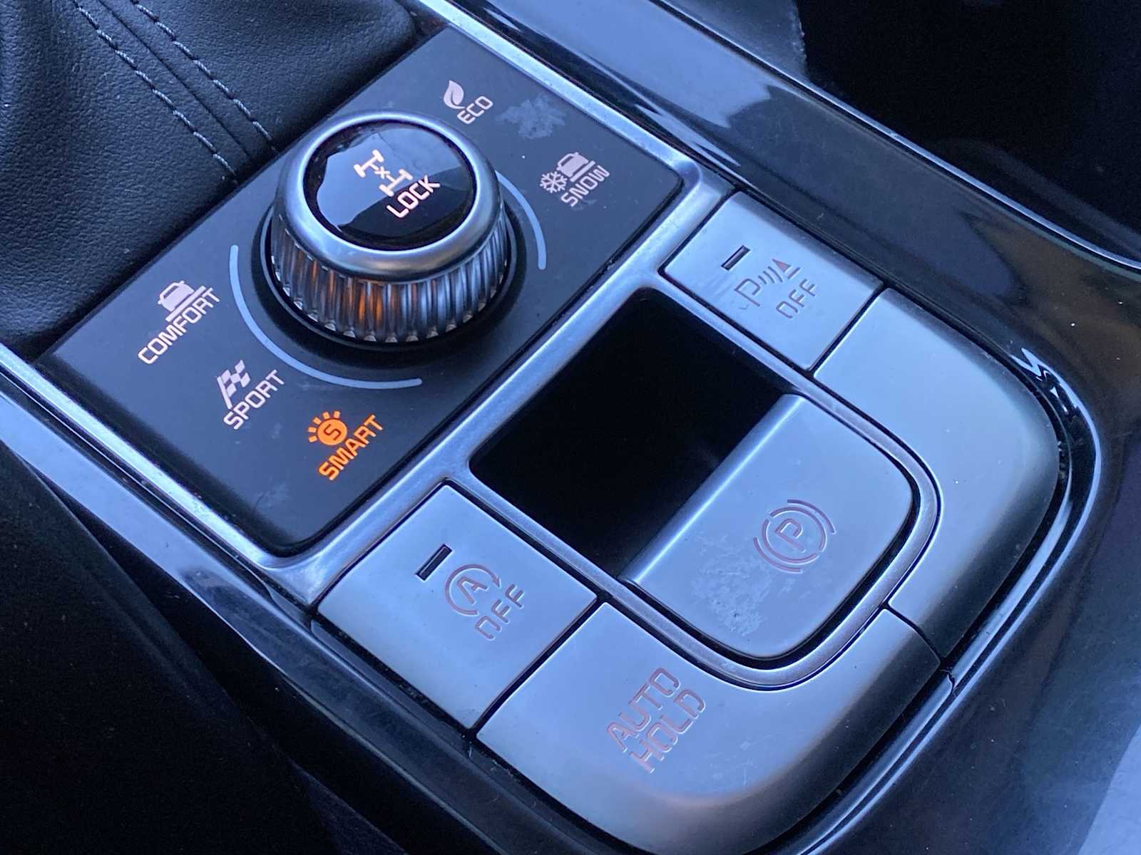 Thumbnail: 2022 Kia Telluride - 30