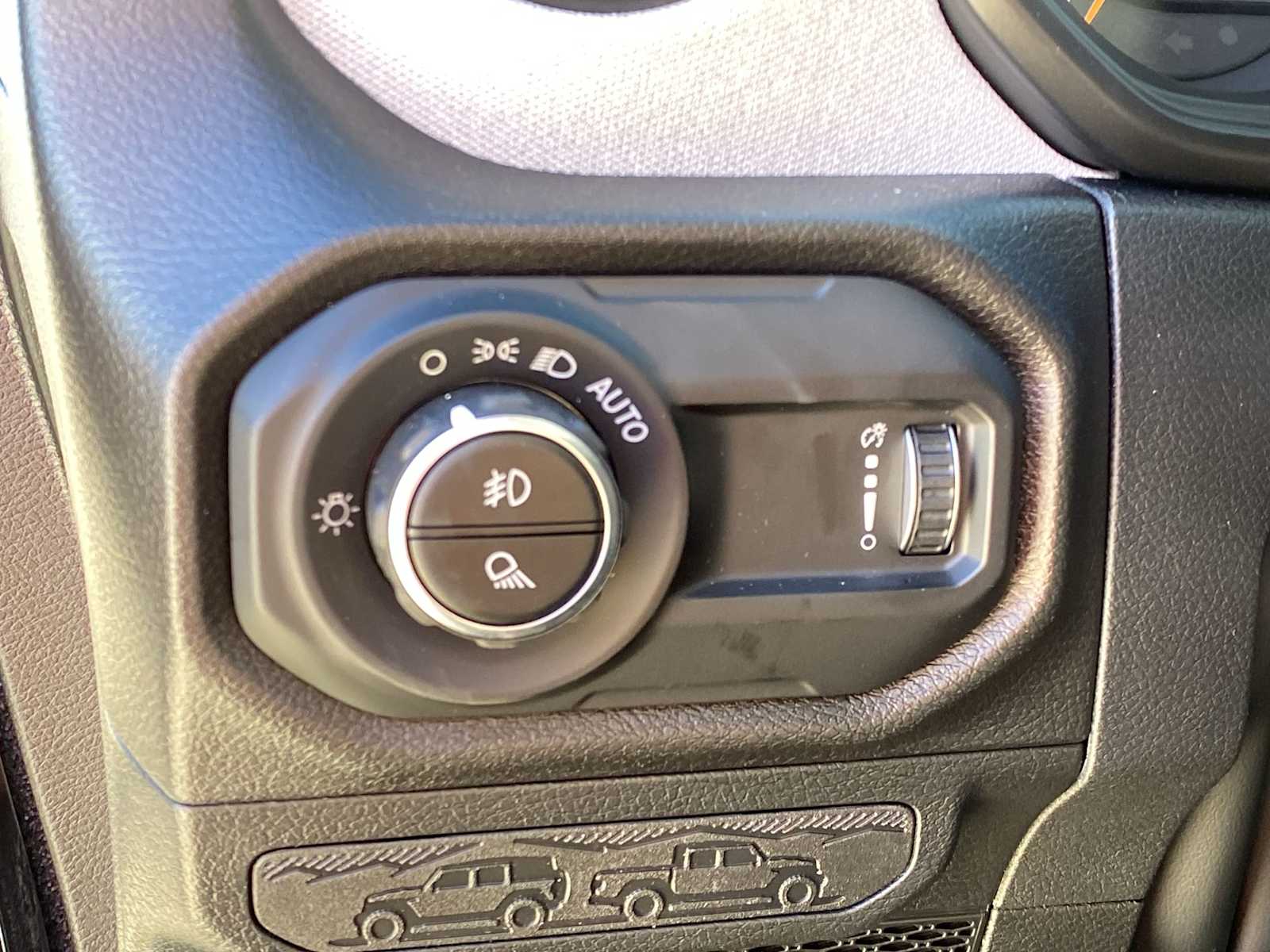 Thumbnail: 2026 Jeep Gladiator - 22