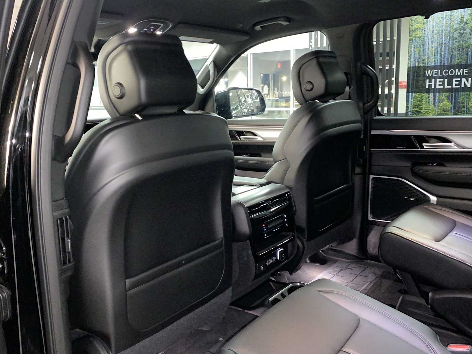 Thumbnail: 2026 Jeep Grand Wagoneer - 25