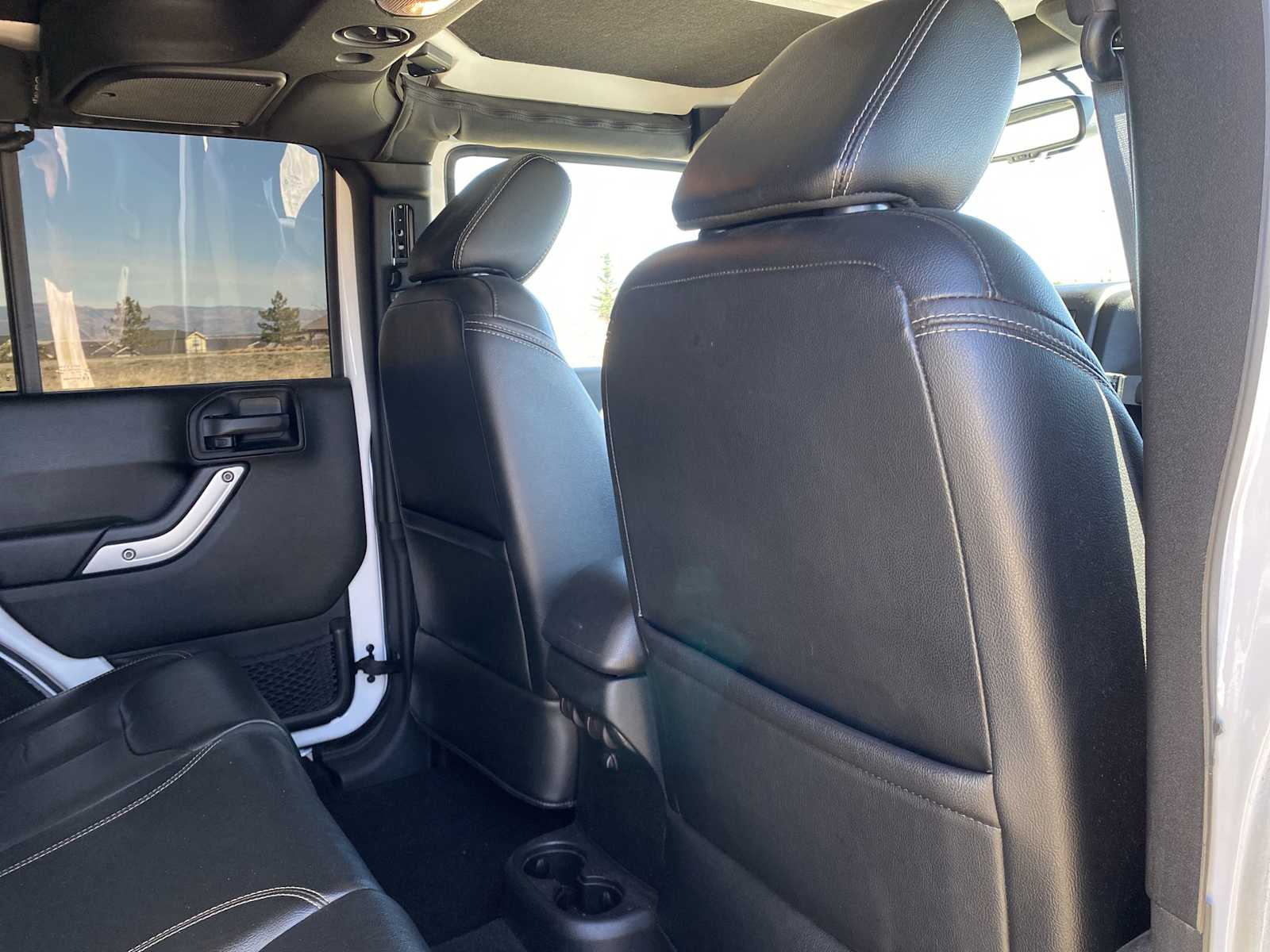 Thumbnail: 2017 Jeep Wrangler - 30