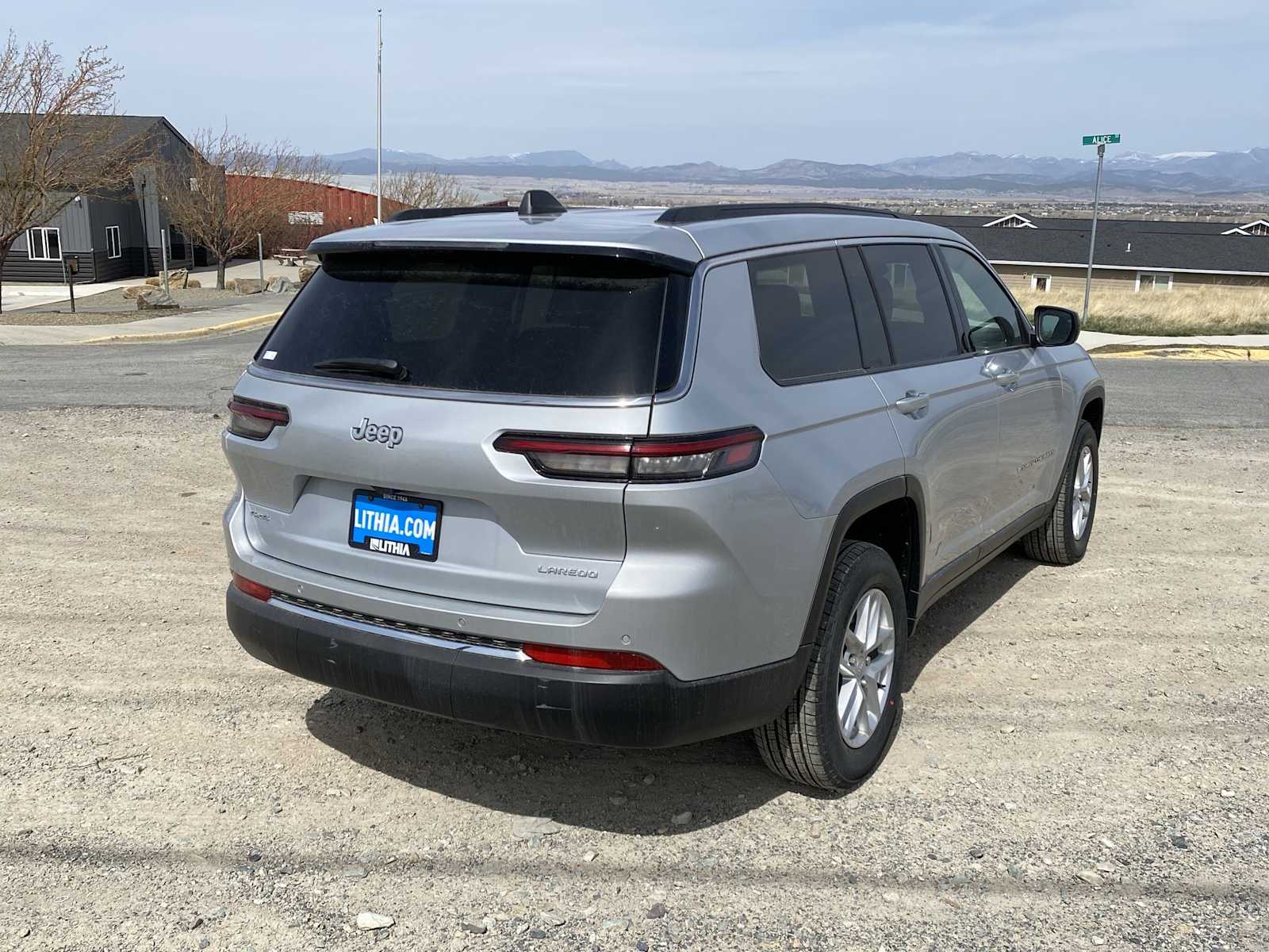 Thumbnail: 2025 Jeep Grand Cherokee - 12
