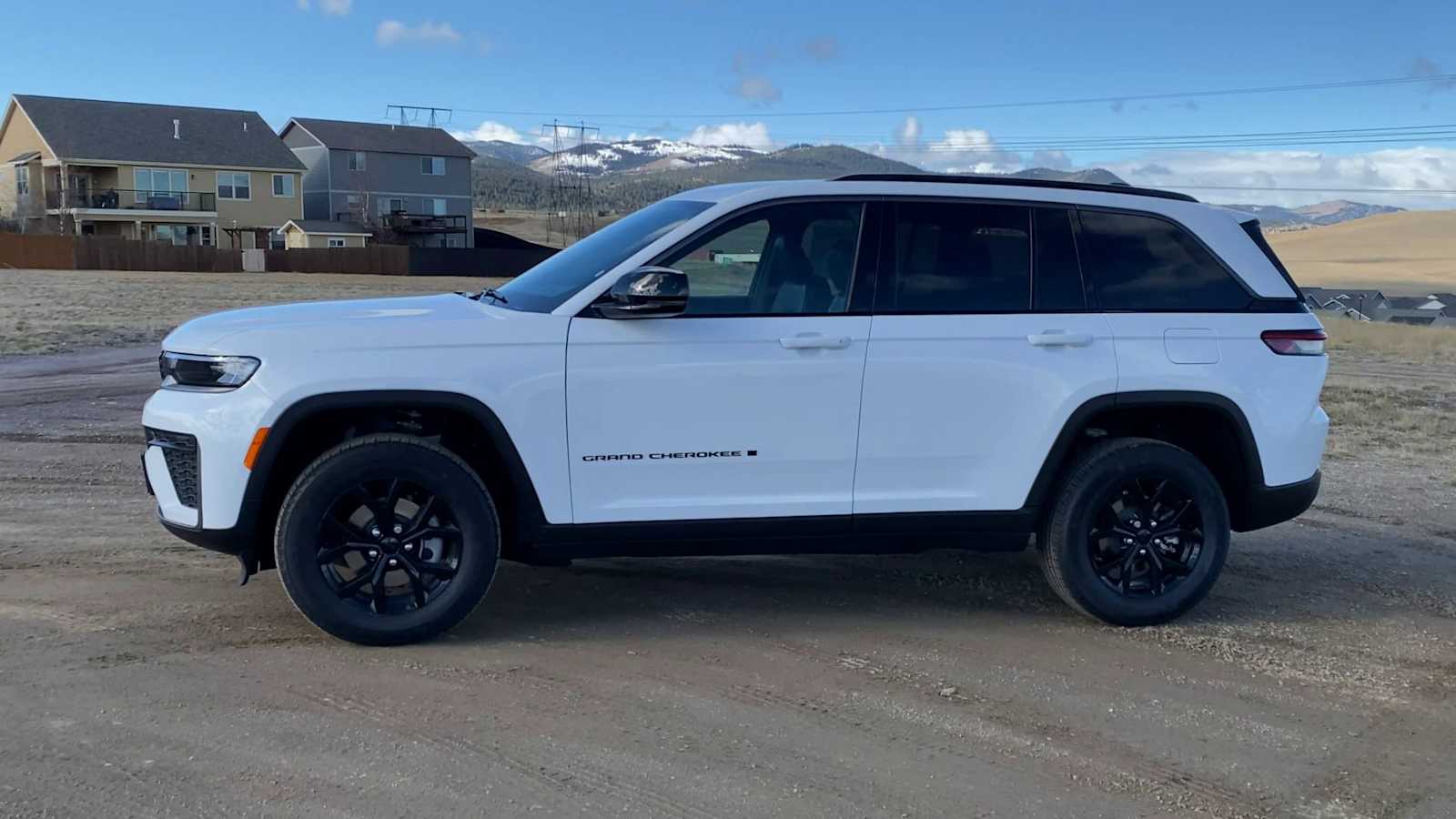 Thumbnail: 2026 Jeep Grand Cherokee - 5
