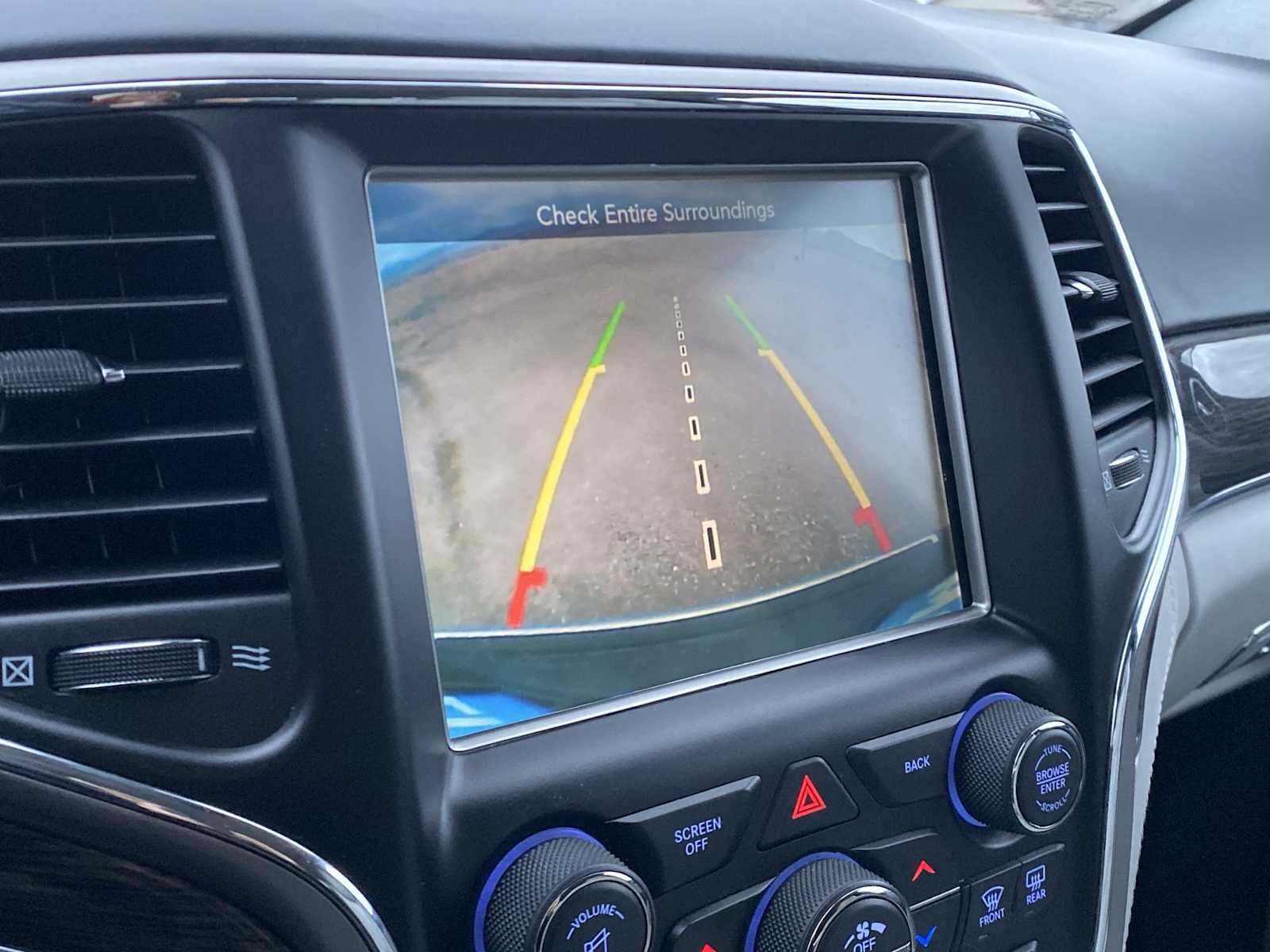 Thumbnail: 2017 Jeep Grand Cherokee - 24