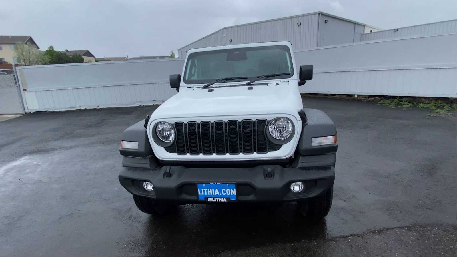 Thumbnail: 2025 Jeep Wrangler - 3