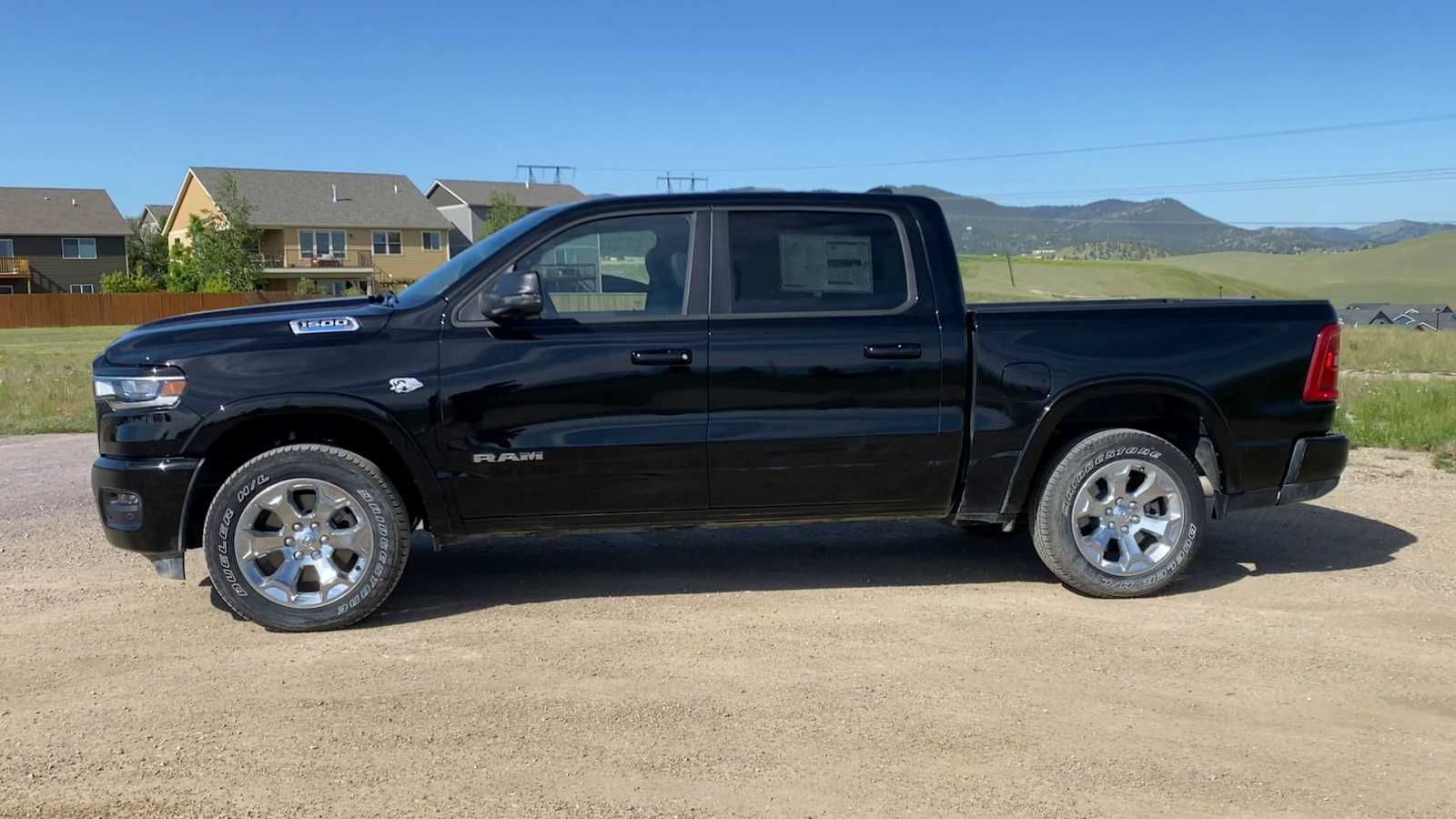 Thumbnail: 2026 RAM 1500 - 9