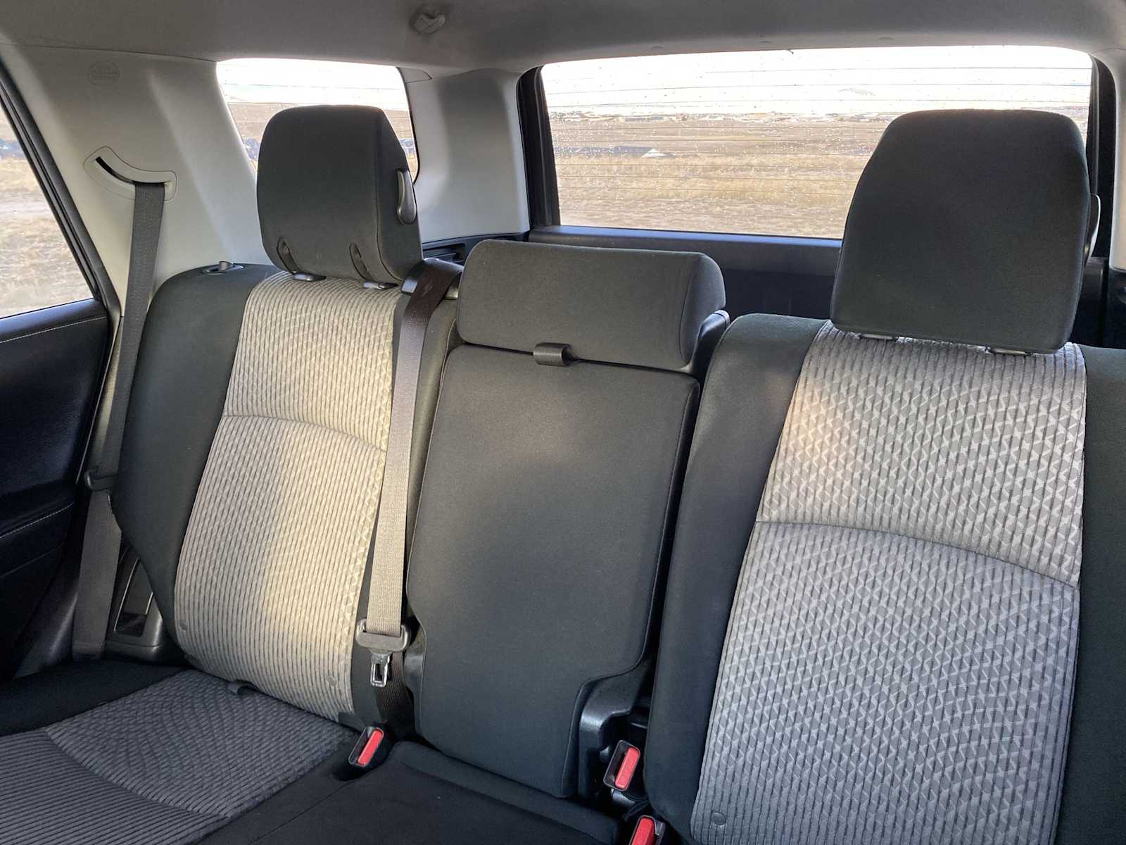 Thumbnail: 2019 Toyota 4Runner - 32