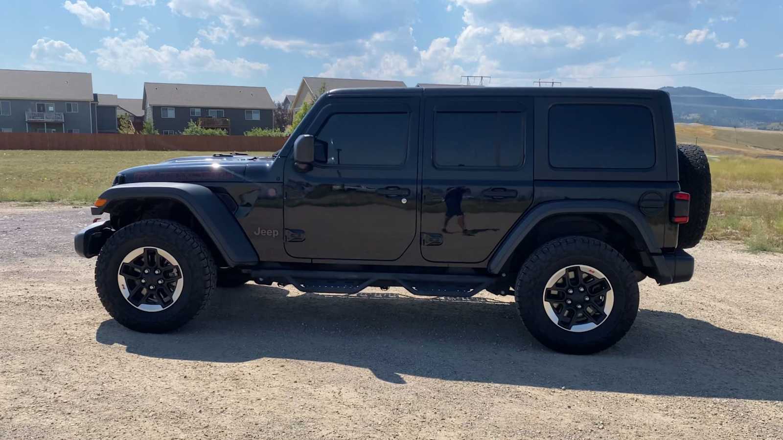 Thumbnail: 2021 Jeep Wrangler - 6