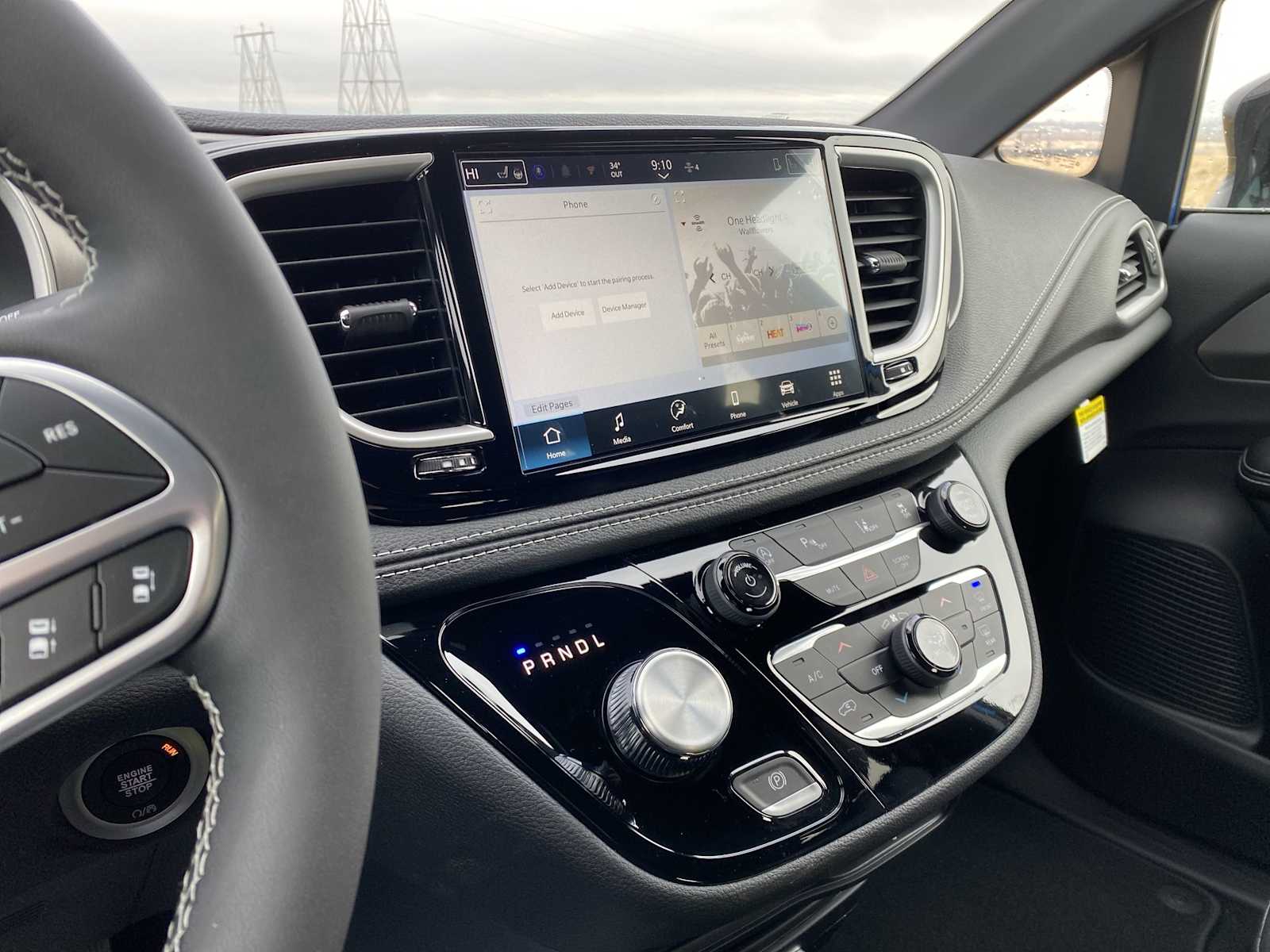 Thumbnail: 2026 Chrysler Pacifica - 23