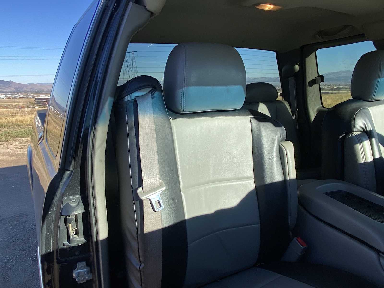 Thumbnail: 2005 GMC Sierra 1500 - 16