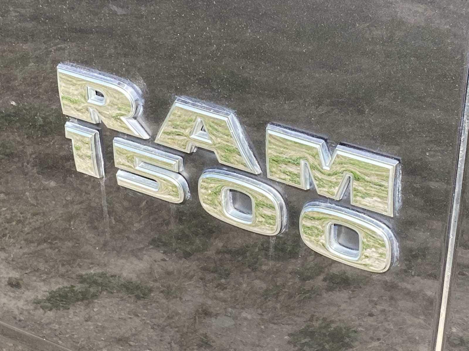 2015 RAM 1500 Outdoorsman 14