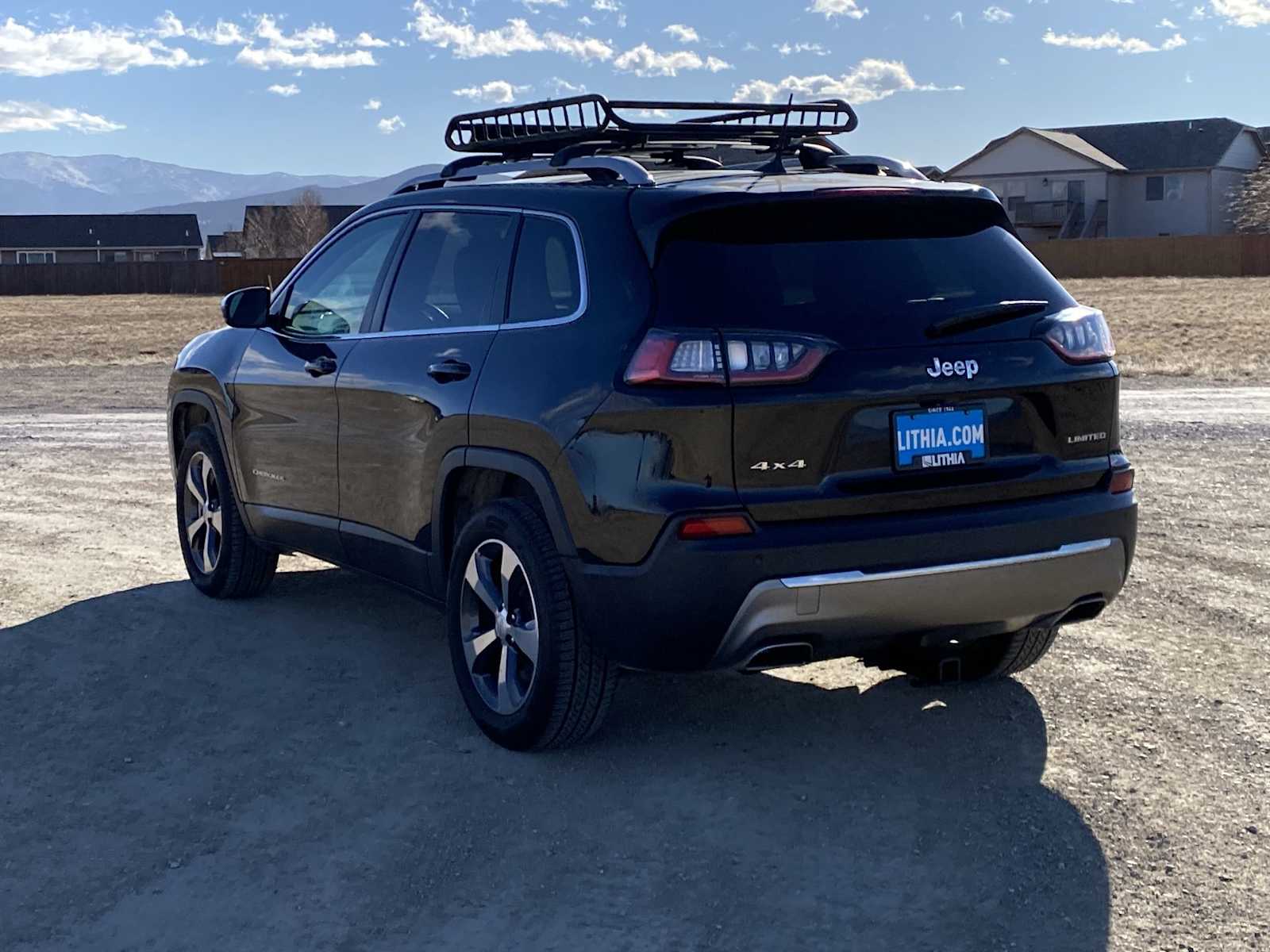 Thumbnail: 2019 Jeep Cherokee - 11