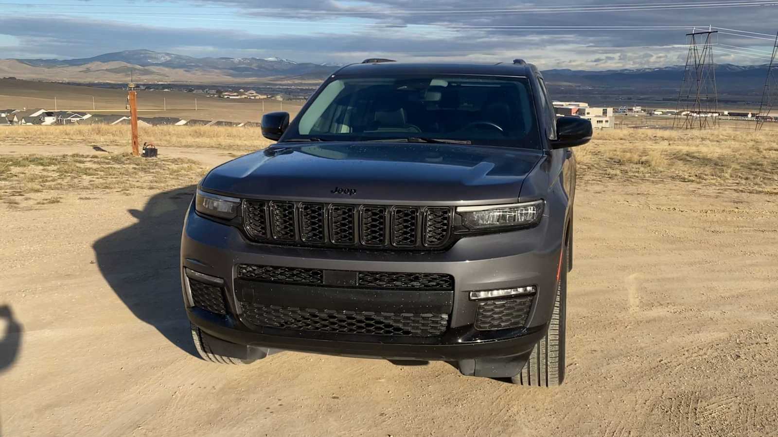 Thumbnail: 2022 Jeep Grand Cherokee - 3