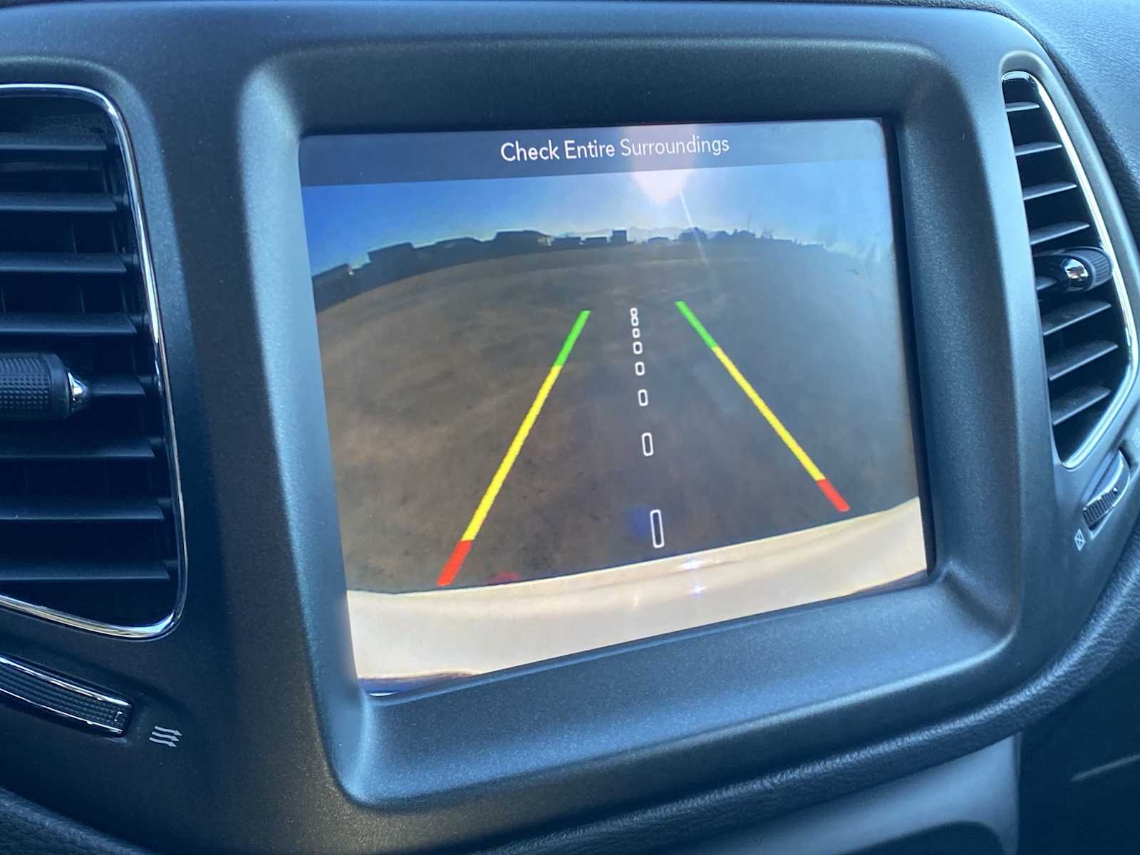 Thumbnail: 2018 Jeep Compass - 29