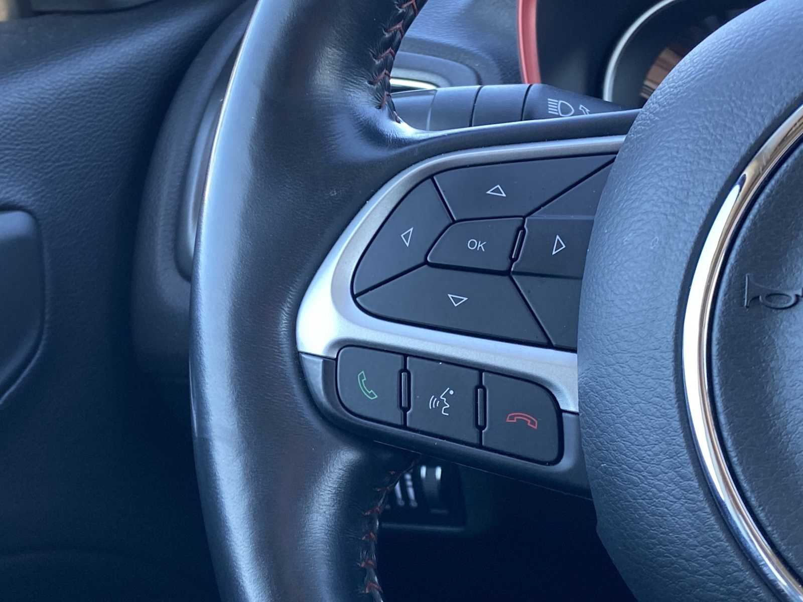 Thumbnail: 2018 Jeep Compass - 32