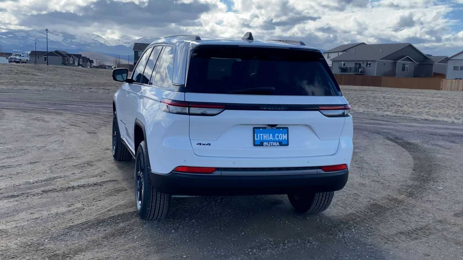 Thumbnail: 2026 Jeep Grand Cherokee - 7