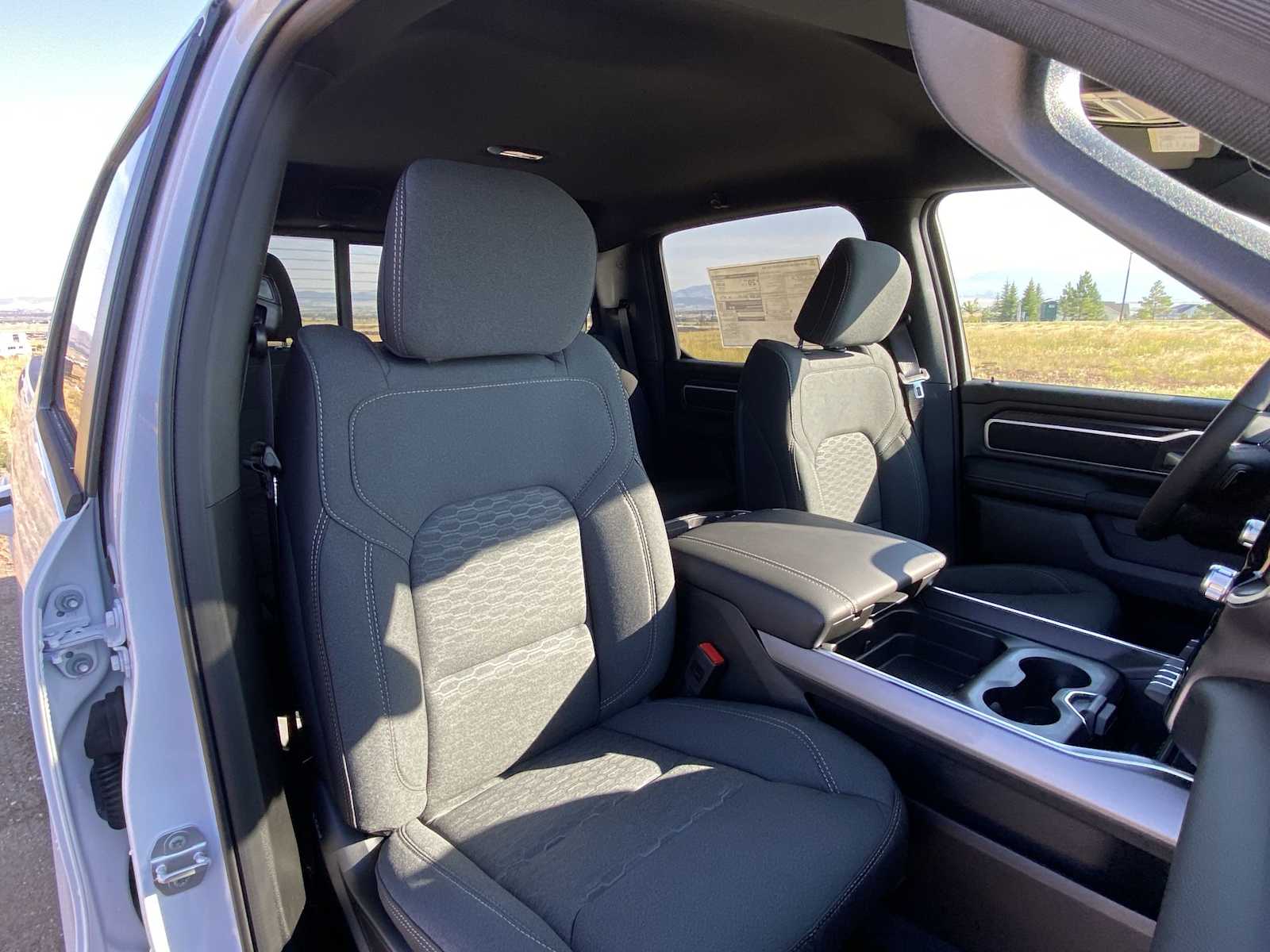 Thumbnail: 2026 RAM 1500 - 18