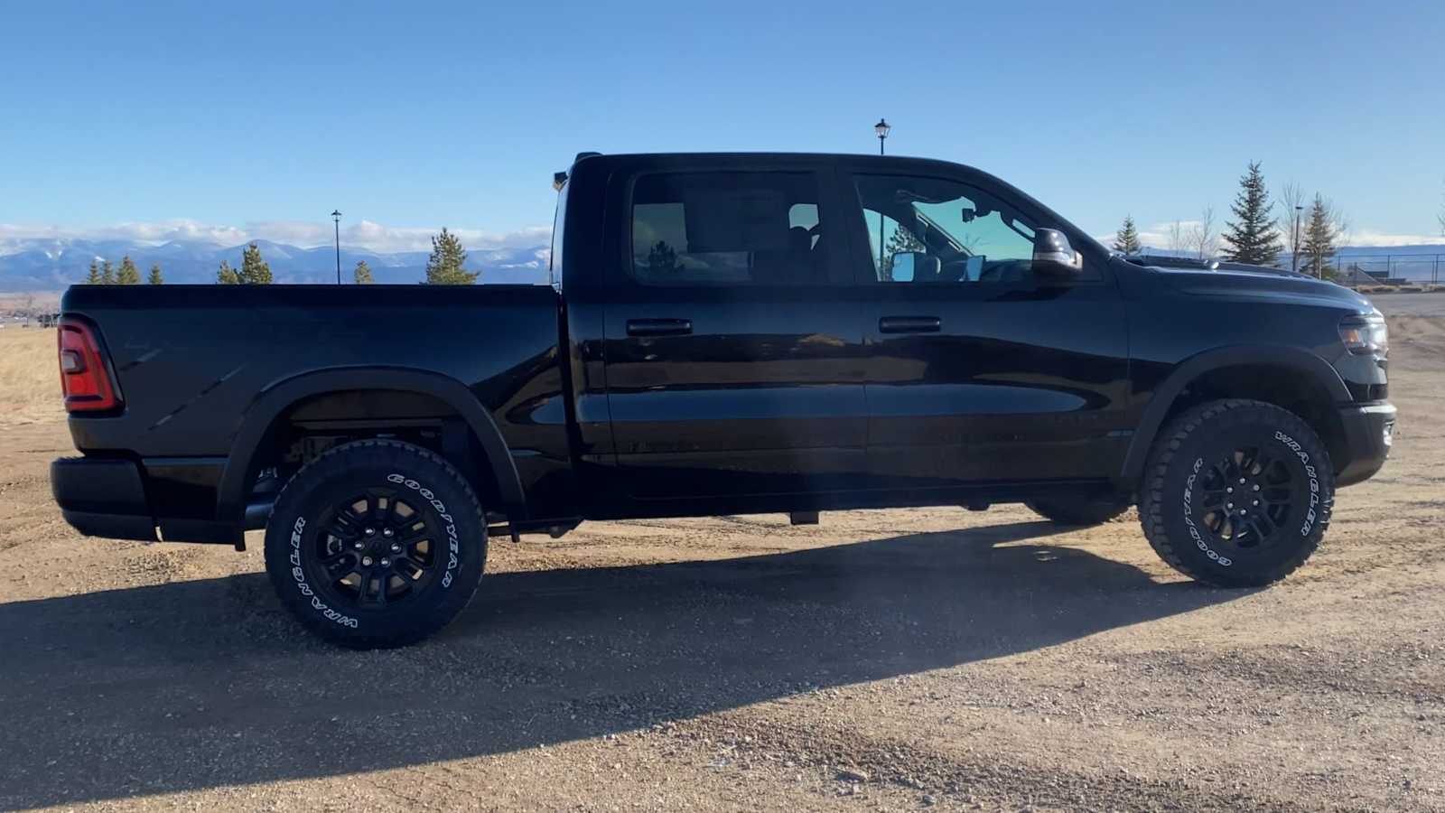 Thumbnail: 2026 RAM 1500 - 5