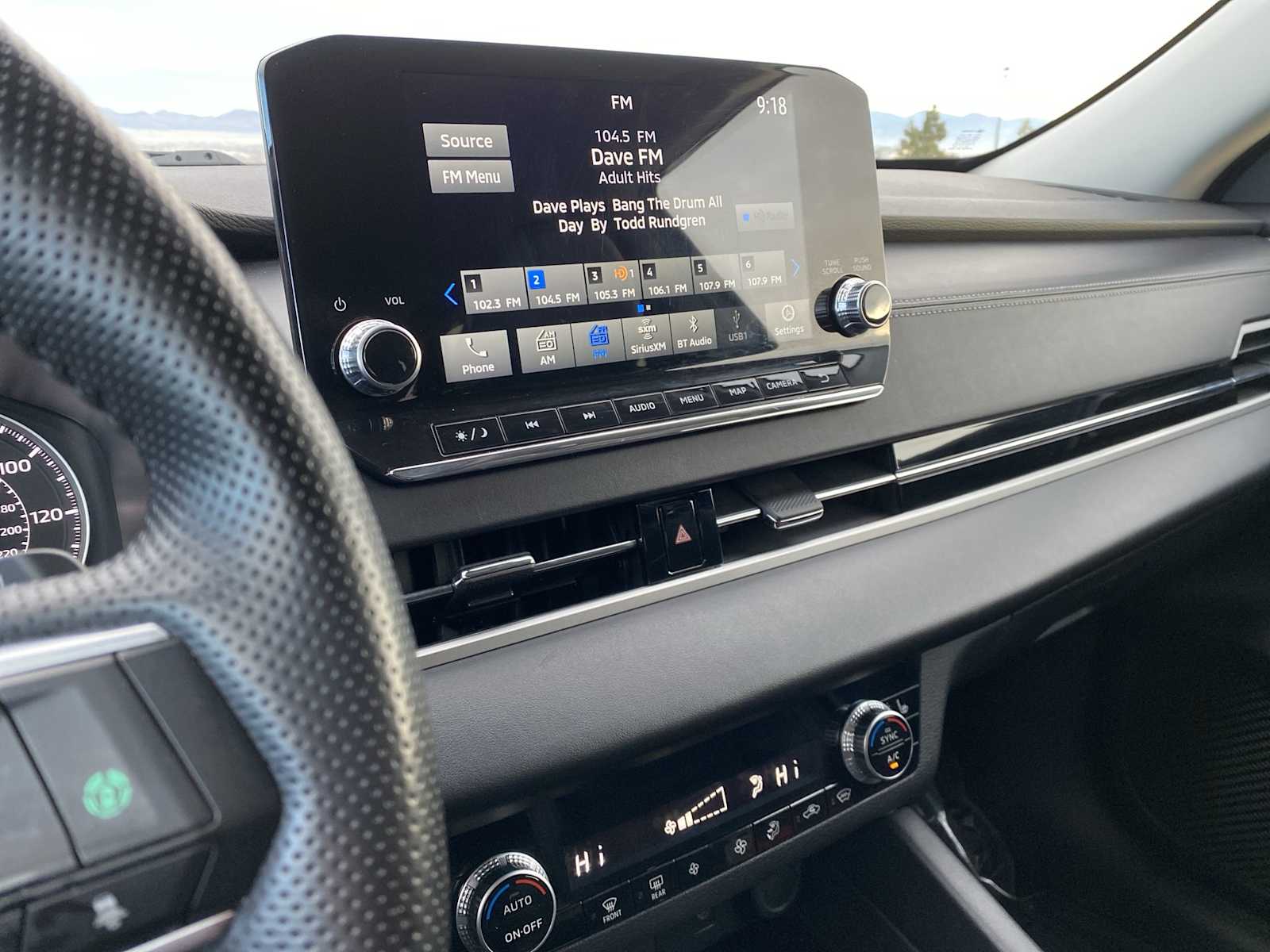 Thumbnail: 2024 Mitsubishi Outlander - 18