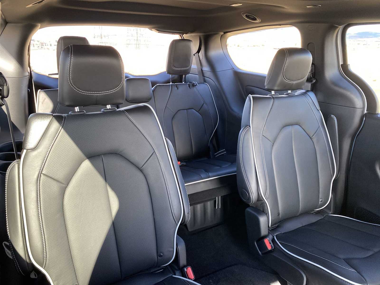 Thumbnail: 2026 Chrysler Pacifica - 34