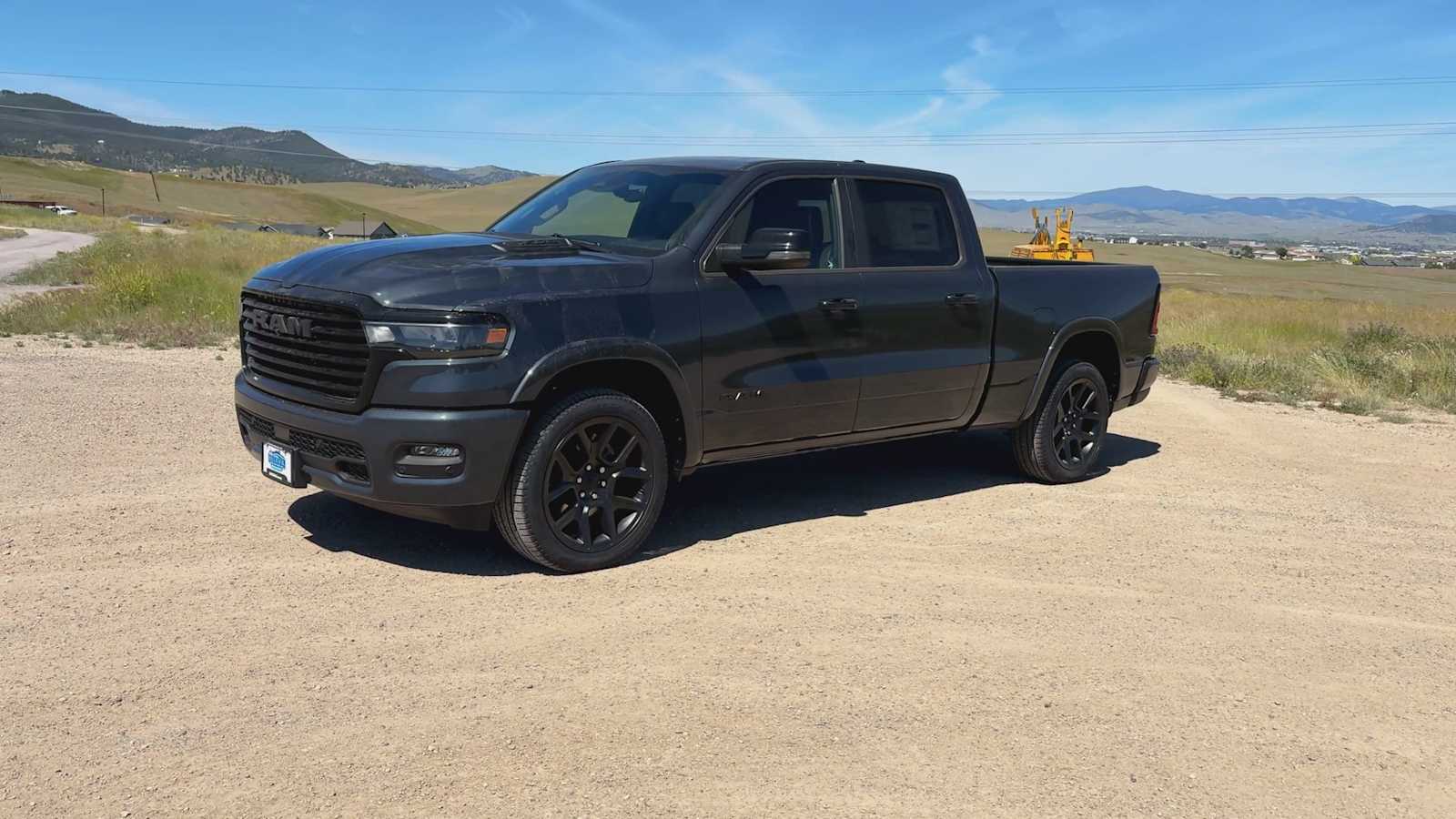 Thumbnail: 2026 RAM 1500 - 4