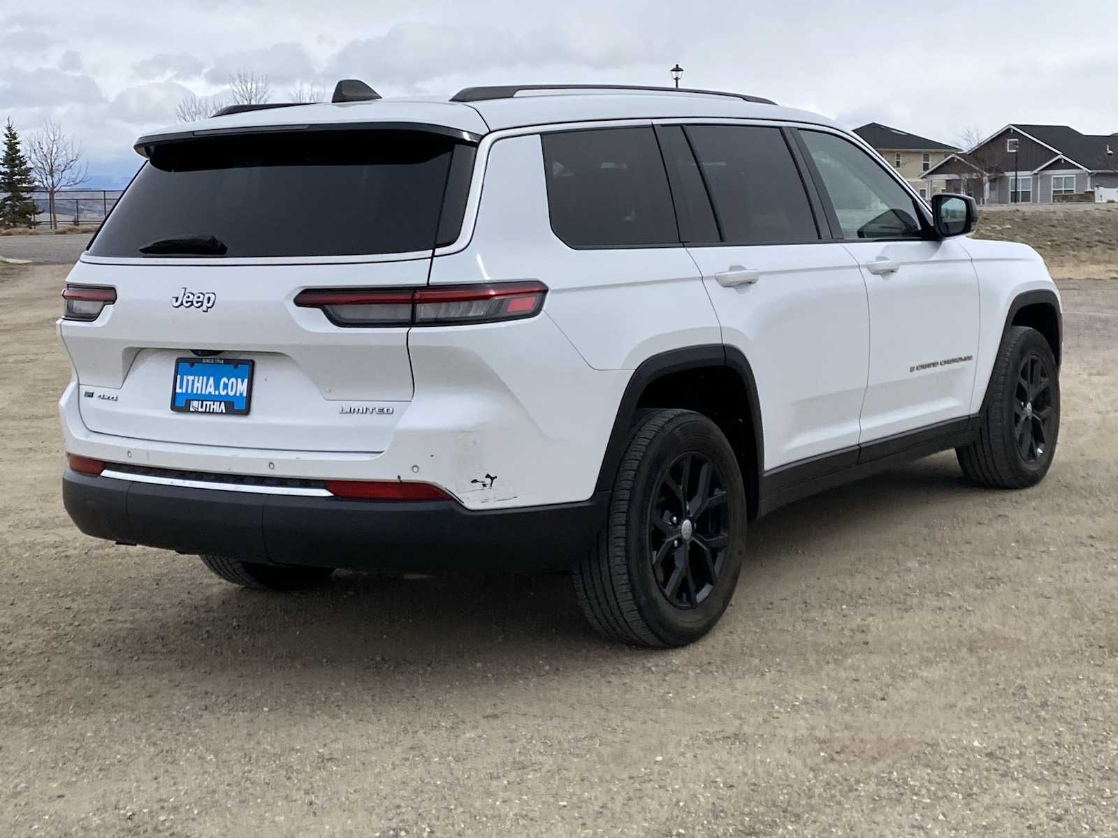 Thumbnail: 2022 Jeep Grand Cherokee - 14