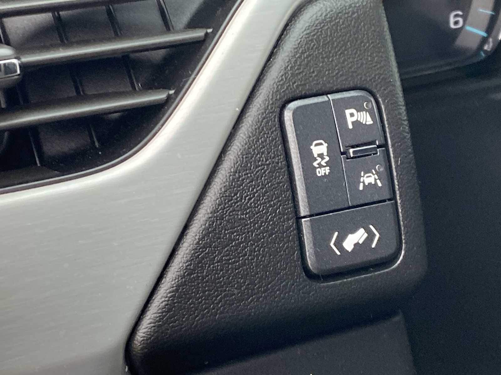 Thumbnail: 2020 GMC Yukon - 22