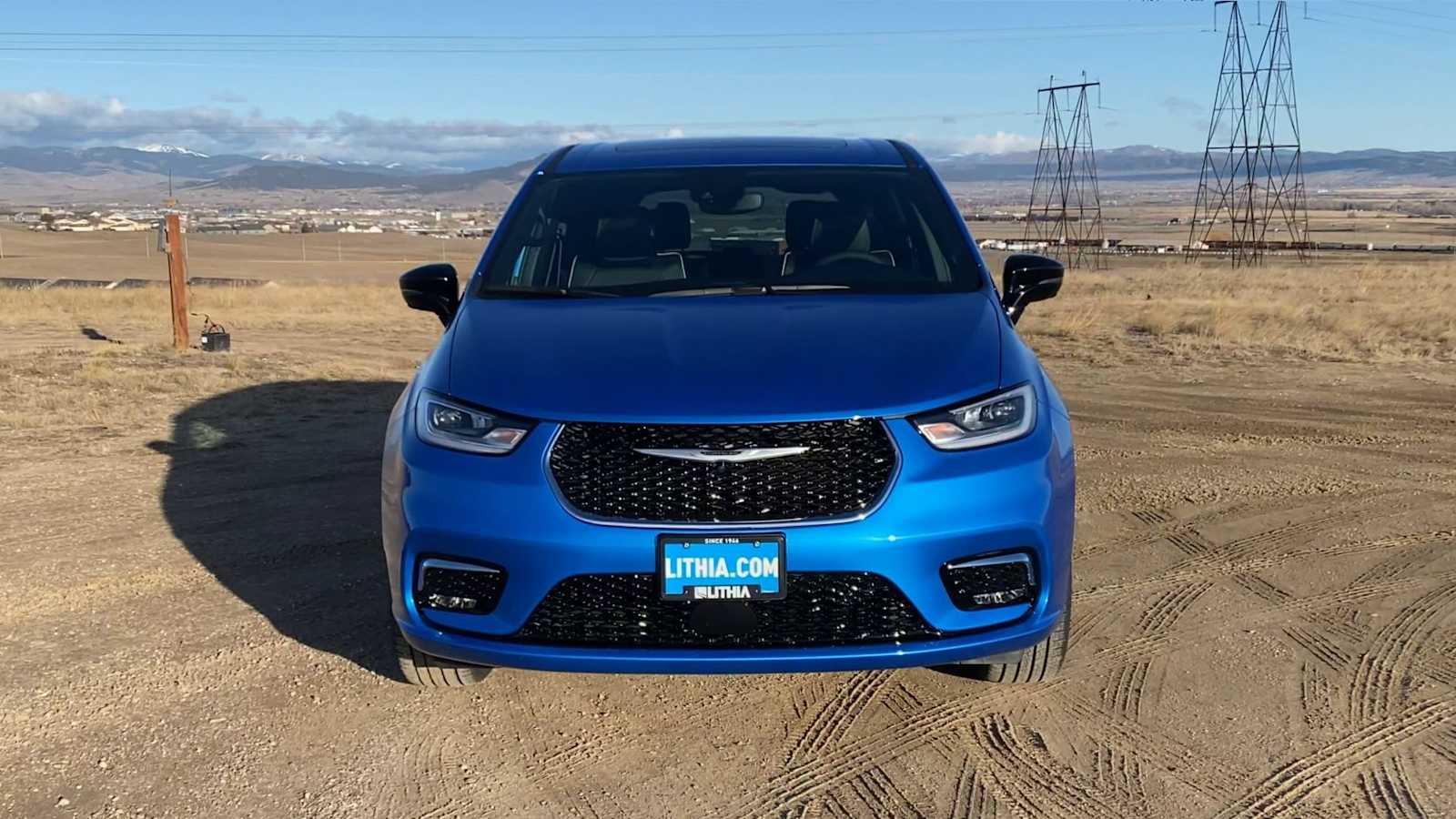 Thumbnail: 2026 Chrysler Pacifica - 3