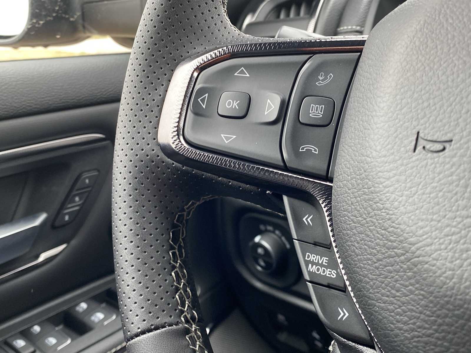 Thumbnail: 2026 RAM 1500 - 26