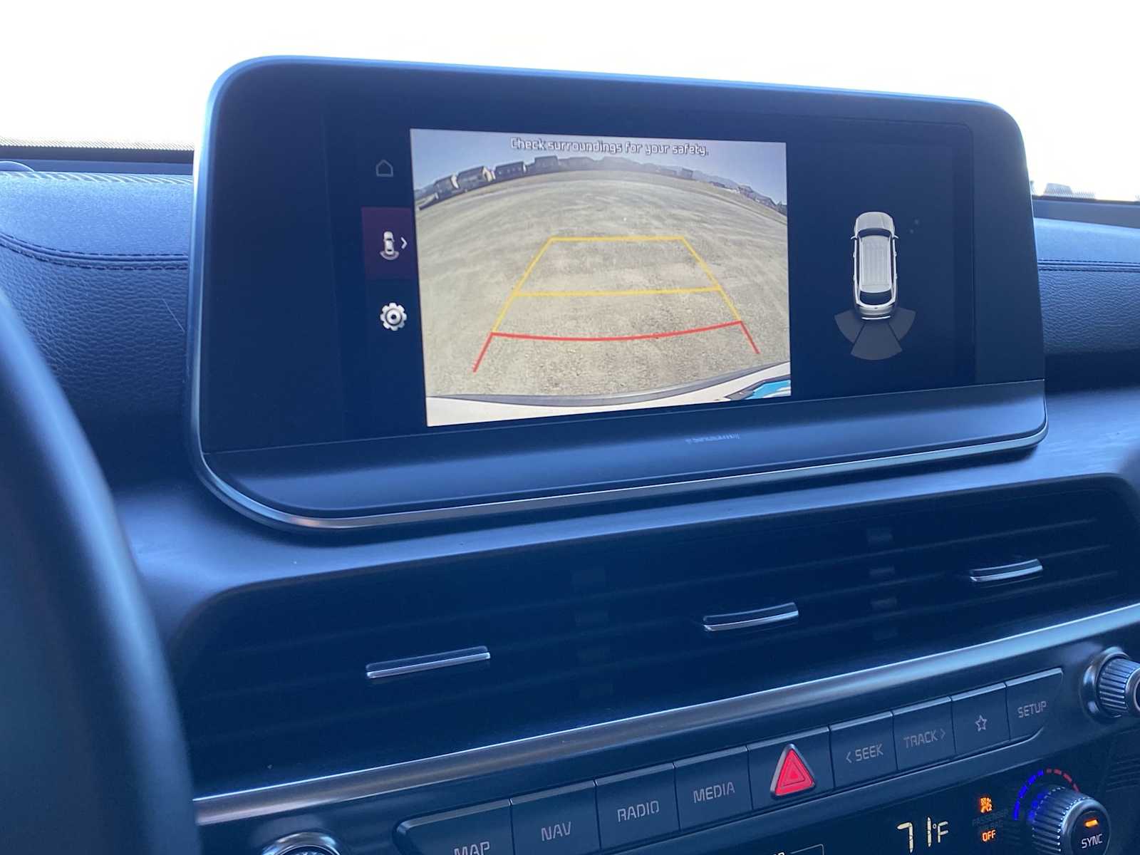 Thumbnail: 2022 Kia Telluride - 24