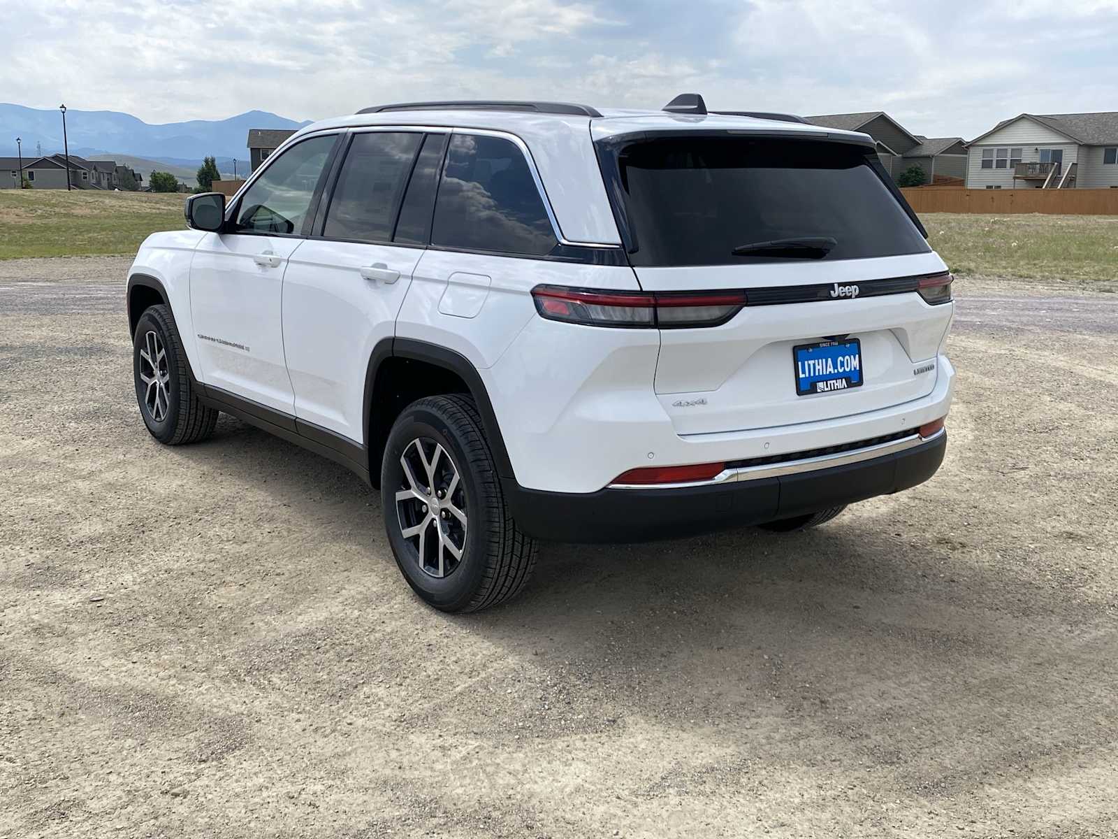 Thumbnail: 2025 Jeep Grand Cherokee - 11