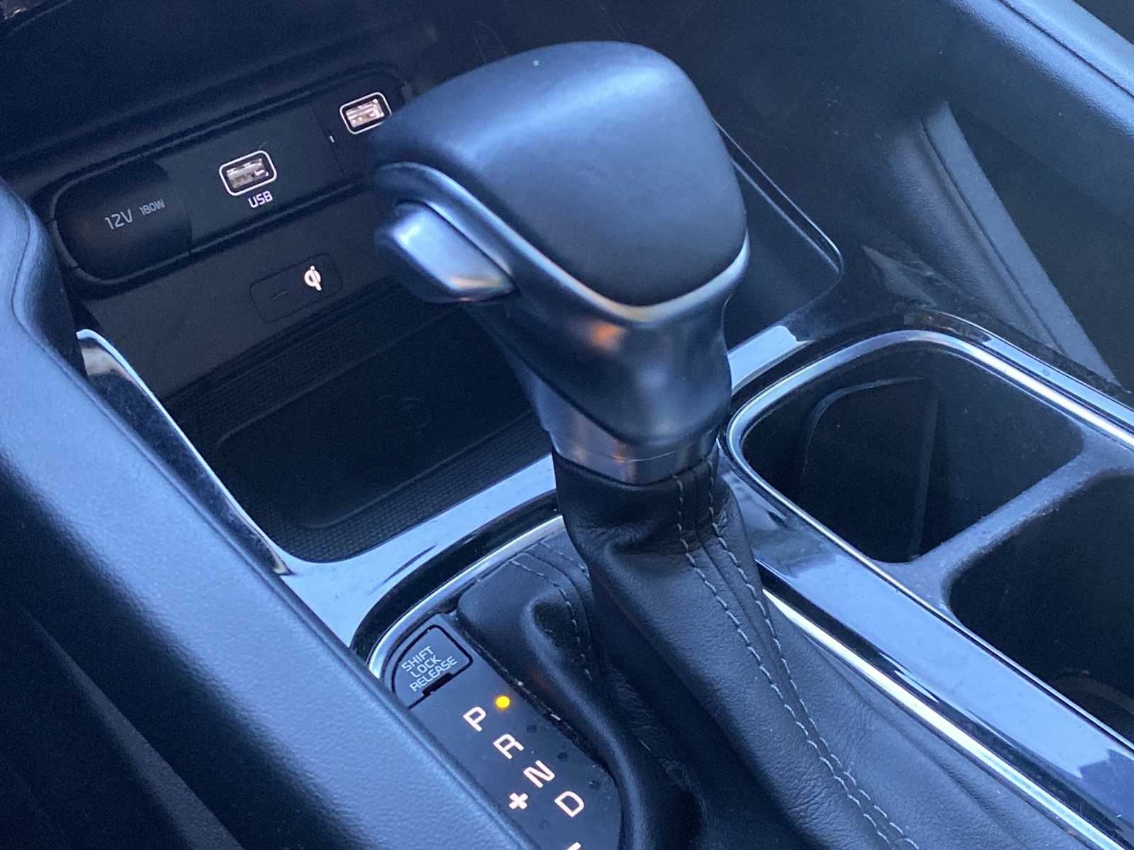 Thumbnail: 2022 Kia Telluride - 20