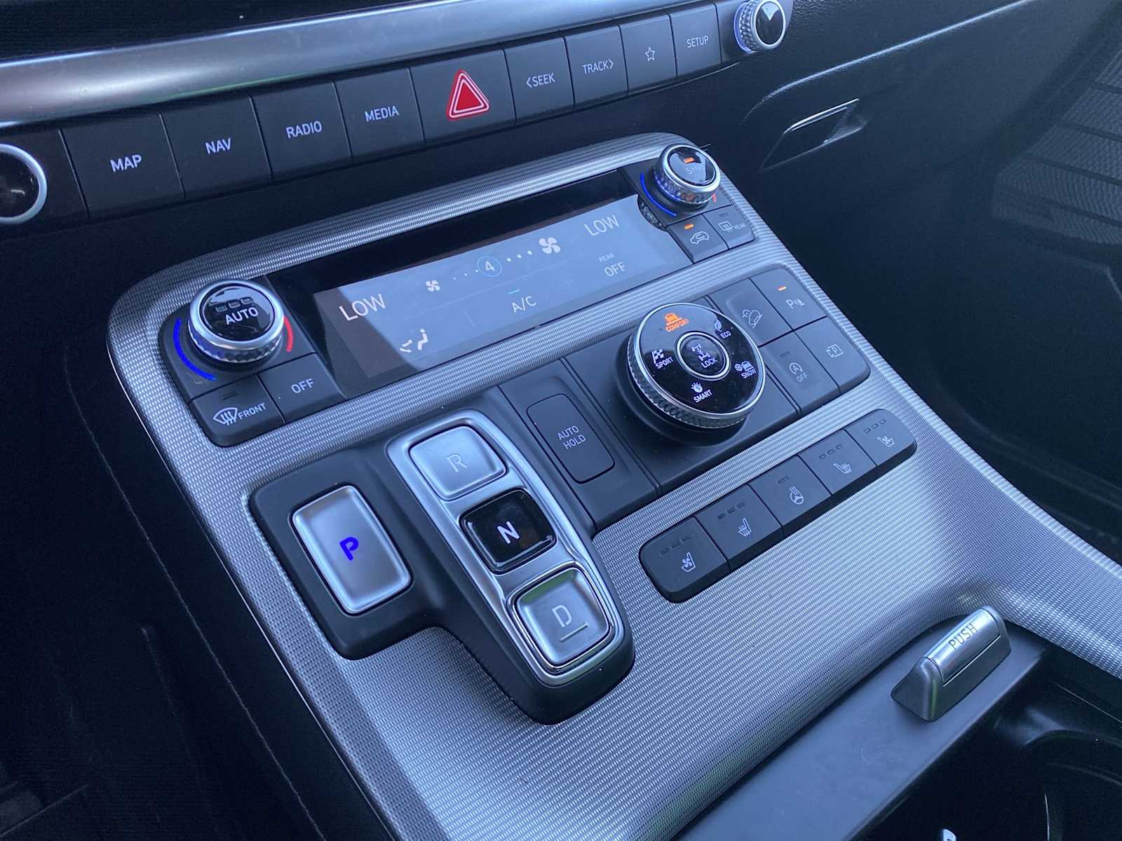 Thumbnail: 2024 Hyundai Palisade - 24