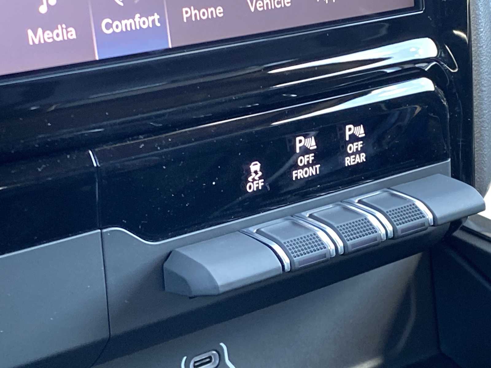 Thumbnail: 2026 RAM 1500 - 29