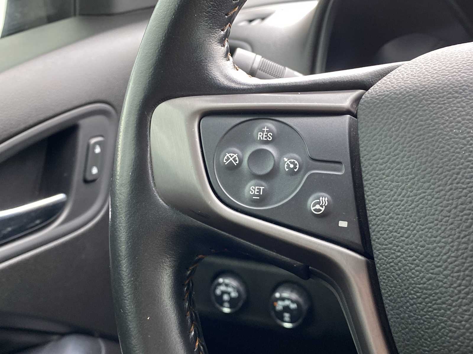 Thumbnail: 2021 GMC Canyon - 24