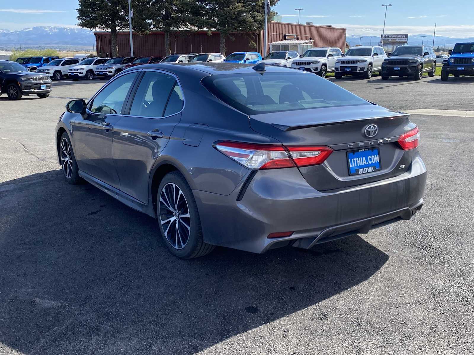 Thumbnail: 2020 Toyota Camry - 11