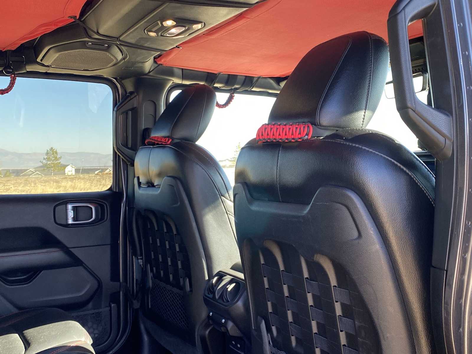 Thumbnail: 2019 Jeep Wrangler - 32