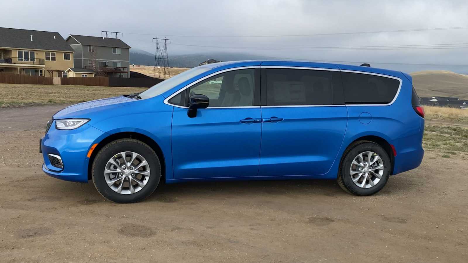 Thumbnail: 2026 Chrysler Pacifica - 5