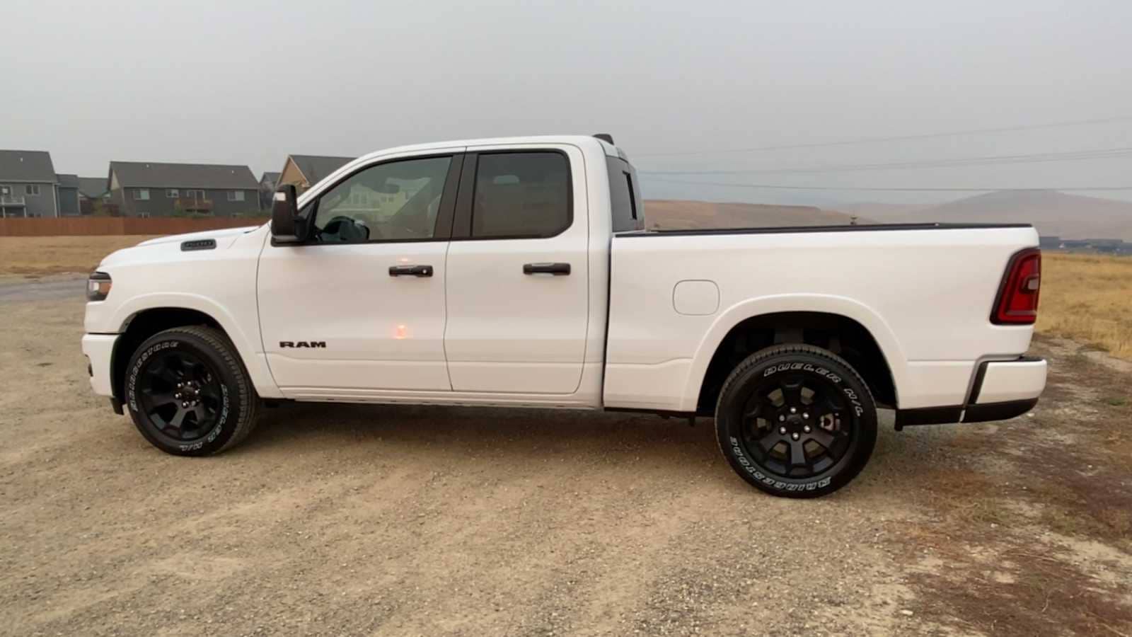 Thumbnail: 2025 RAM 1500 - 6