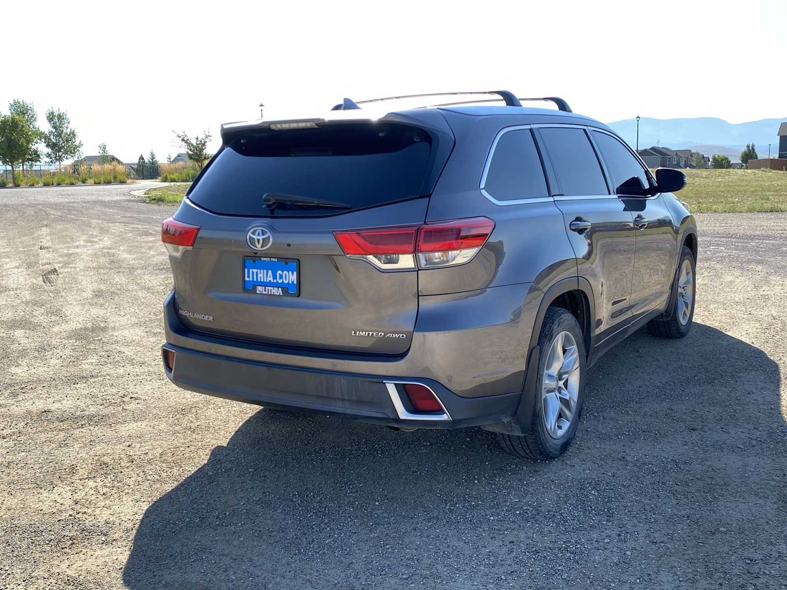 Thumbnail: 2017 Toyota Highlander - 12