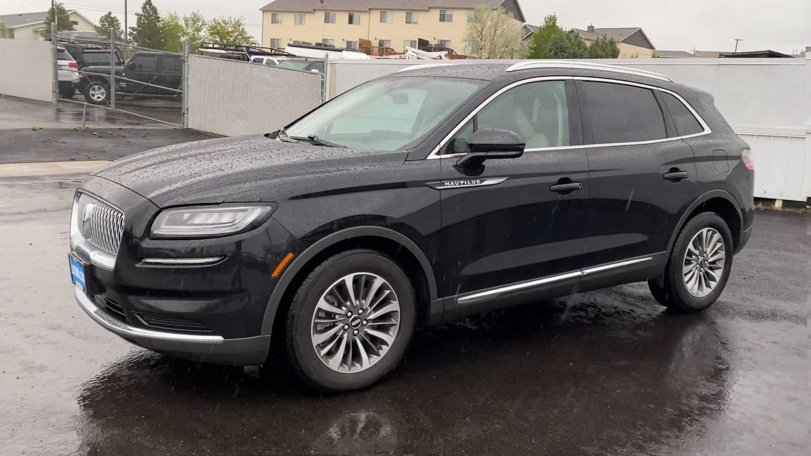 2021 Lincoln Nautilus Standard 5