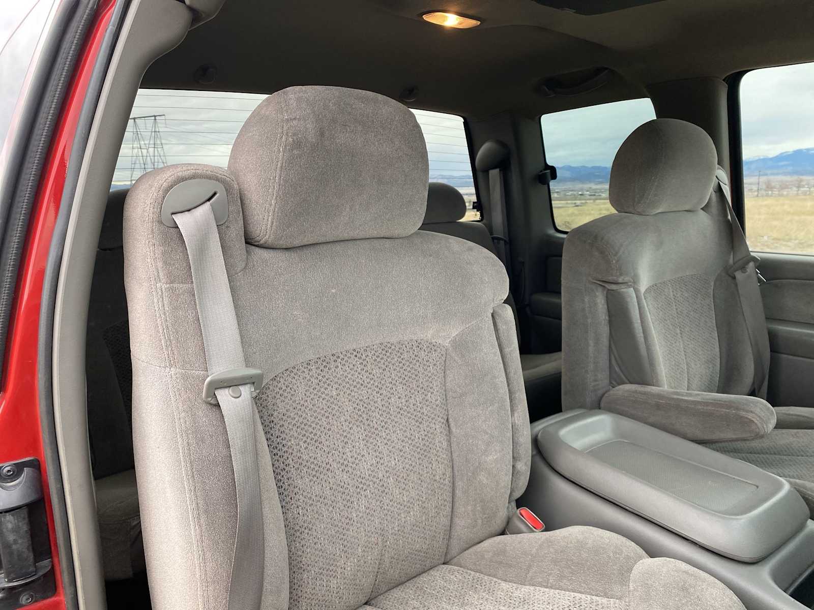 Thumbnail: 2000 Chevrolet Silverado 1500 - 17