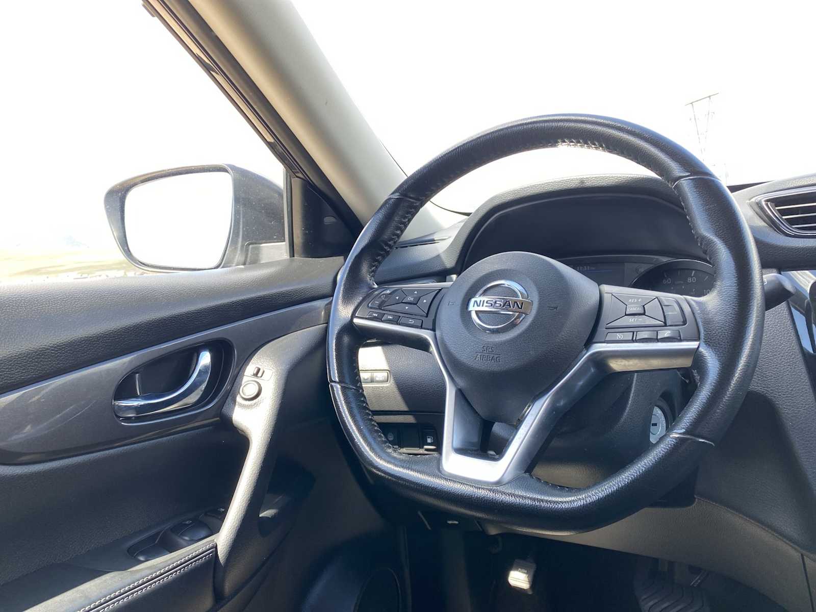 Thumbnail: 2020 Nissan Rogue - 24
