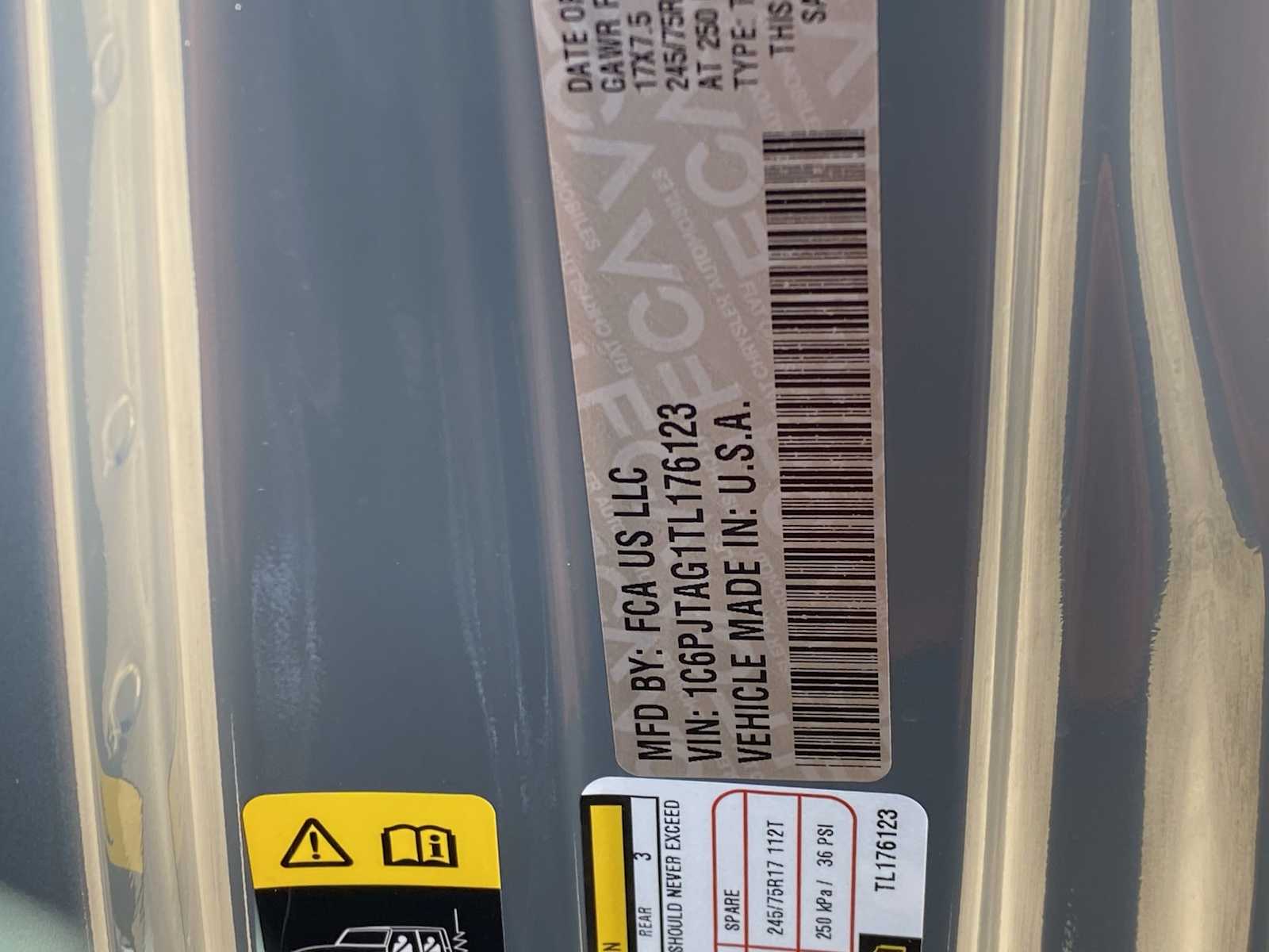 Thumbnail: 2026 Jeep Gladiator - 38