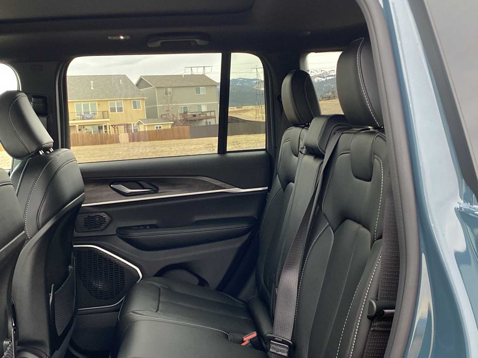 Thumbnail: 2026 Jeep Grand Cherokee - 37