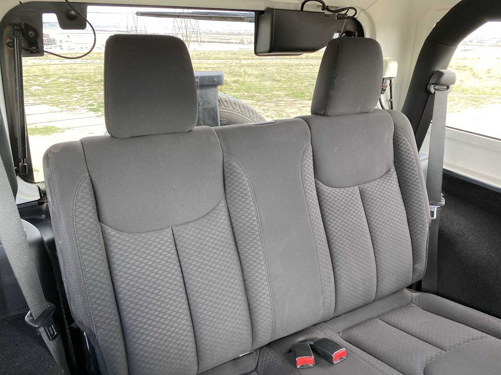 Thumbnail: 2014 Jeep Wrangler - 27