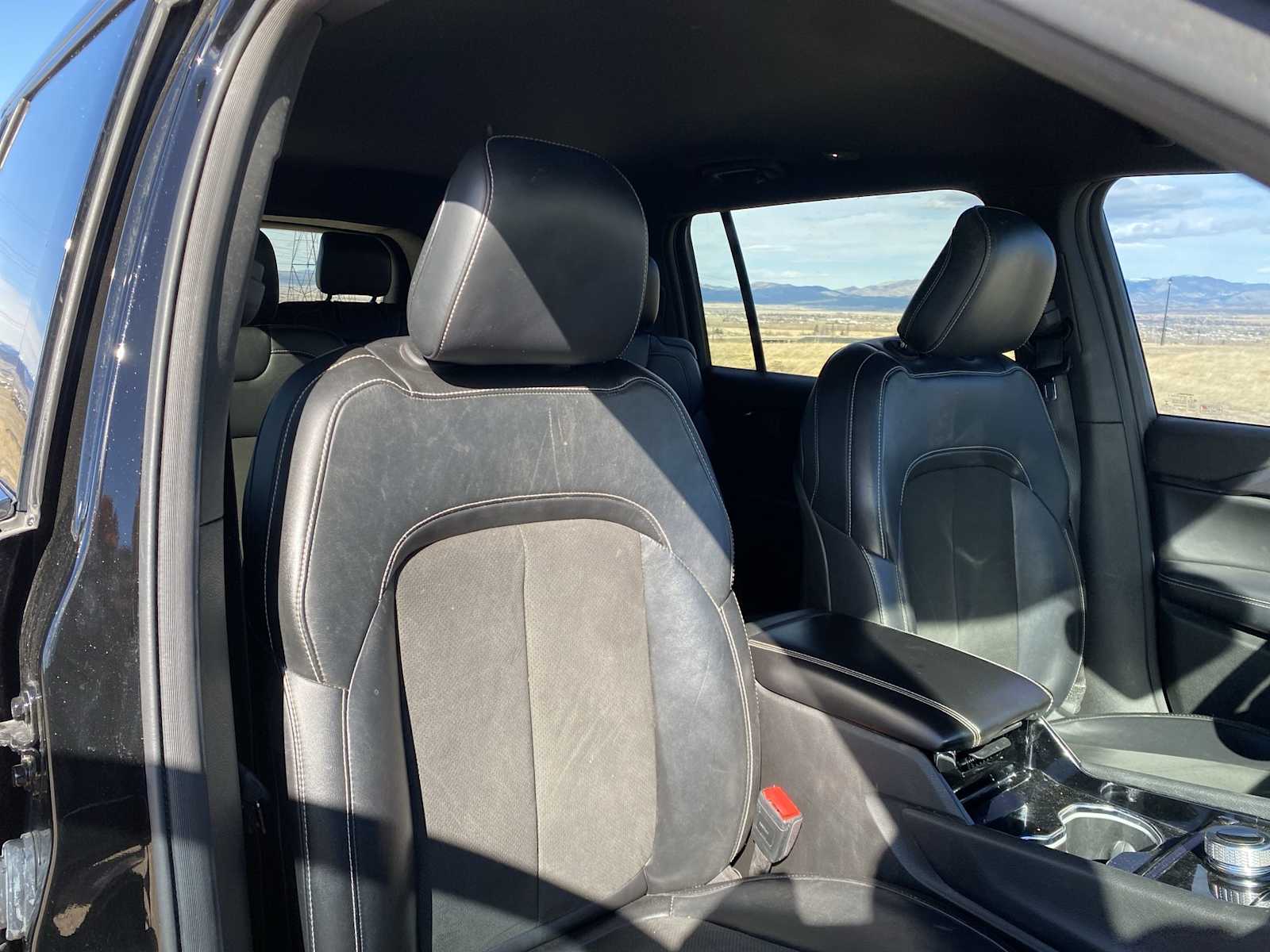 Thumbnail: 2021 Jeep Grand Cherokee L - 16