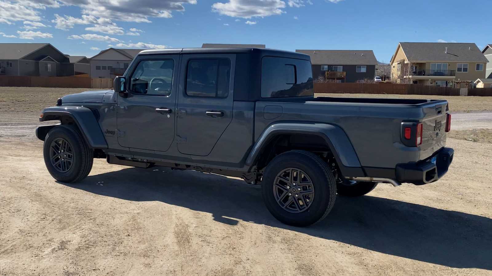 Thumbnail: 2026 Jeep Gladiator - 6