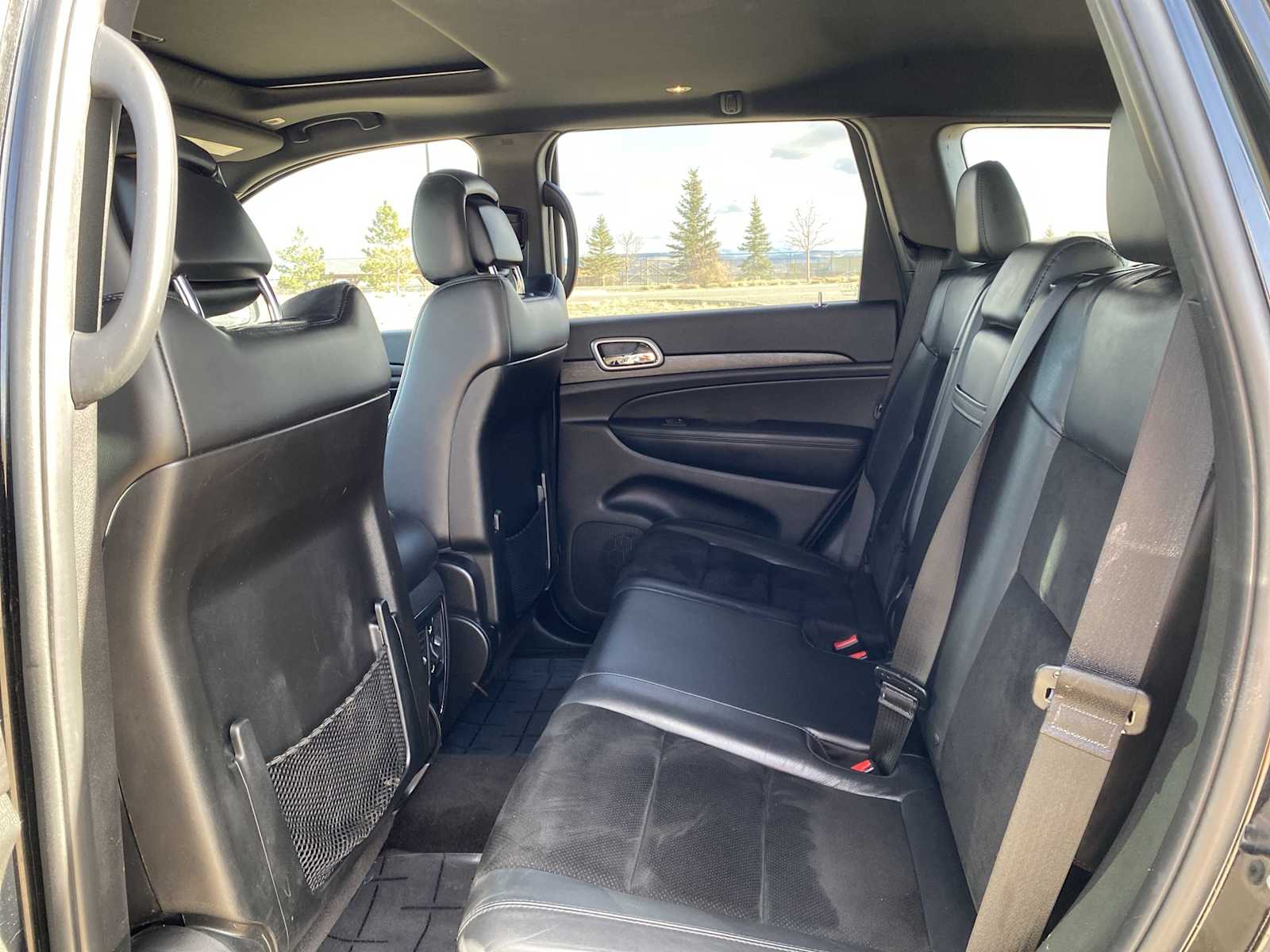 Thumbnail: 2018 Jeep Grand Cherokee - 35